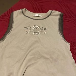 Graphic sleeveless tee